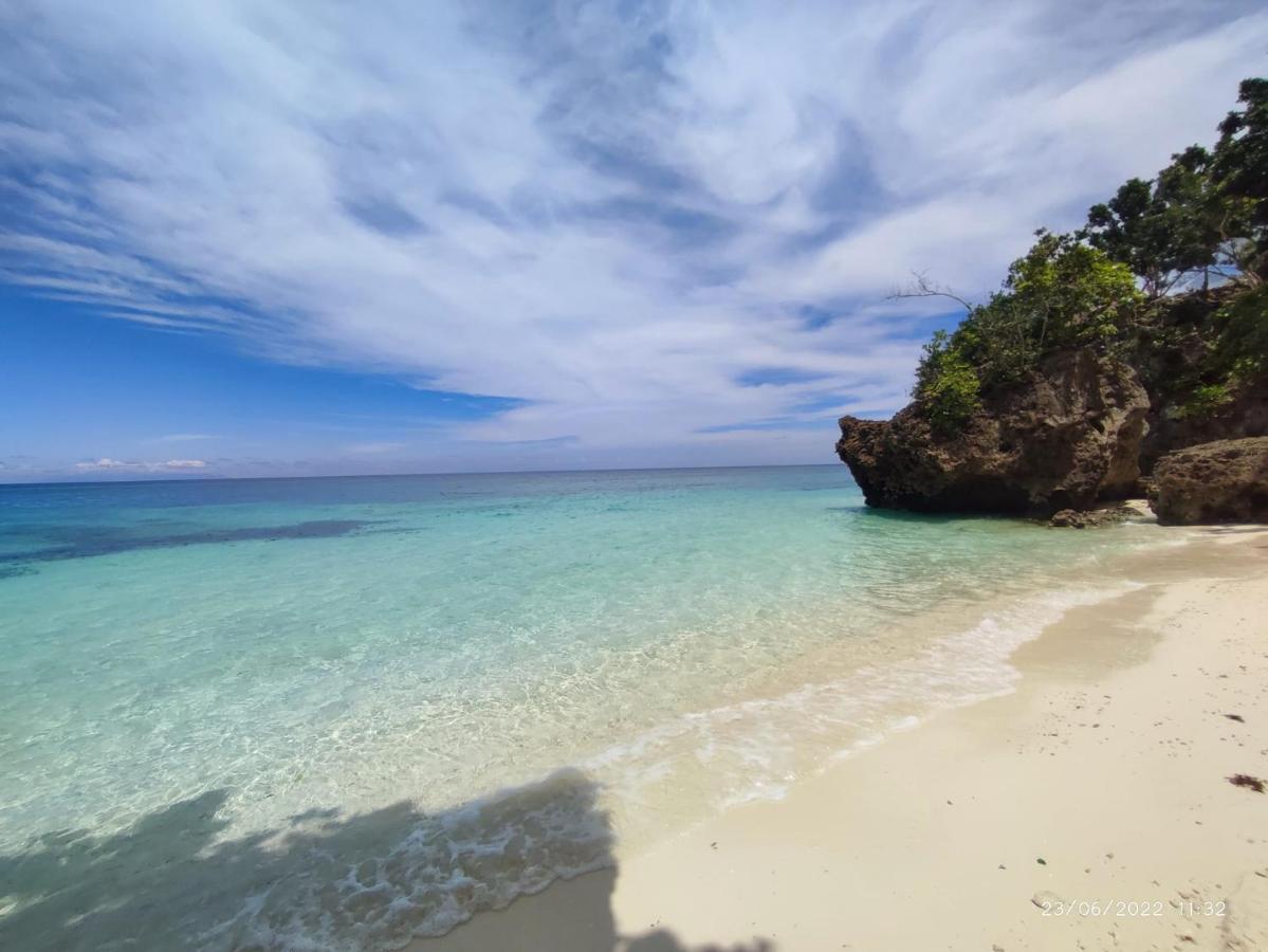 Bugnaw Si-E Beach Resort Bohol Buitenkant foto